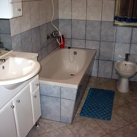 Inviting In Pag Dalmatia, Croatia Apartment *