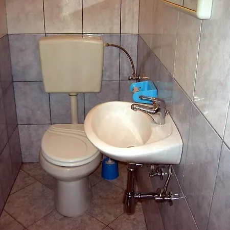 Apartment Inviting In Pag Dalmatia, Croatia Pag Town